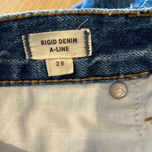 Madewell - Rigid Denim A-Line skirt - Picture 3 of 4